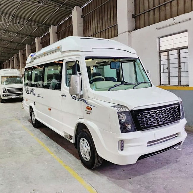 17 Seater Tempo Traveller
